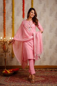 Women Kurta, Pyjama & Dupatta Set