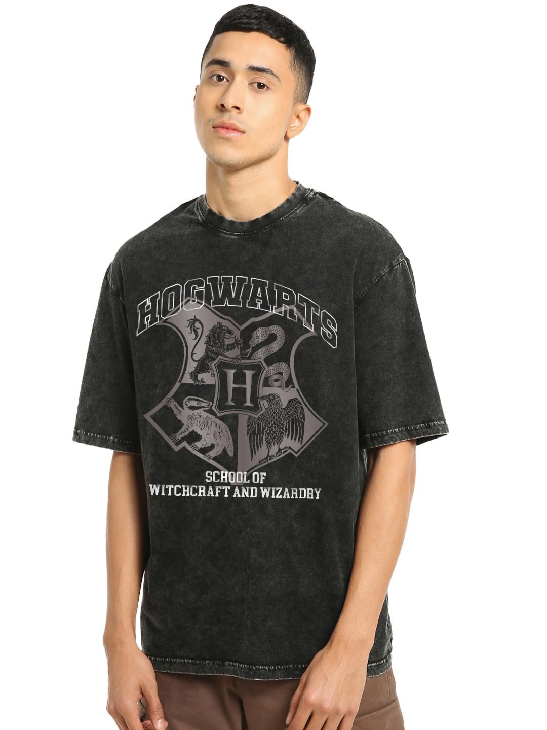 Bewakoof Official Harry Potter Merchandise Men's 100% Cotton 220 GSM Graphic Print Oversized Fit Round Neck T-Shirt
