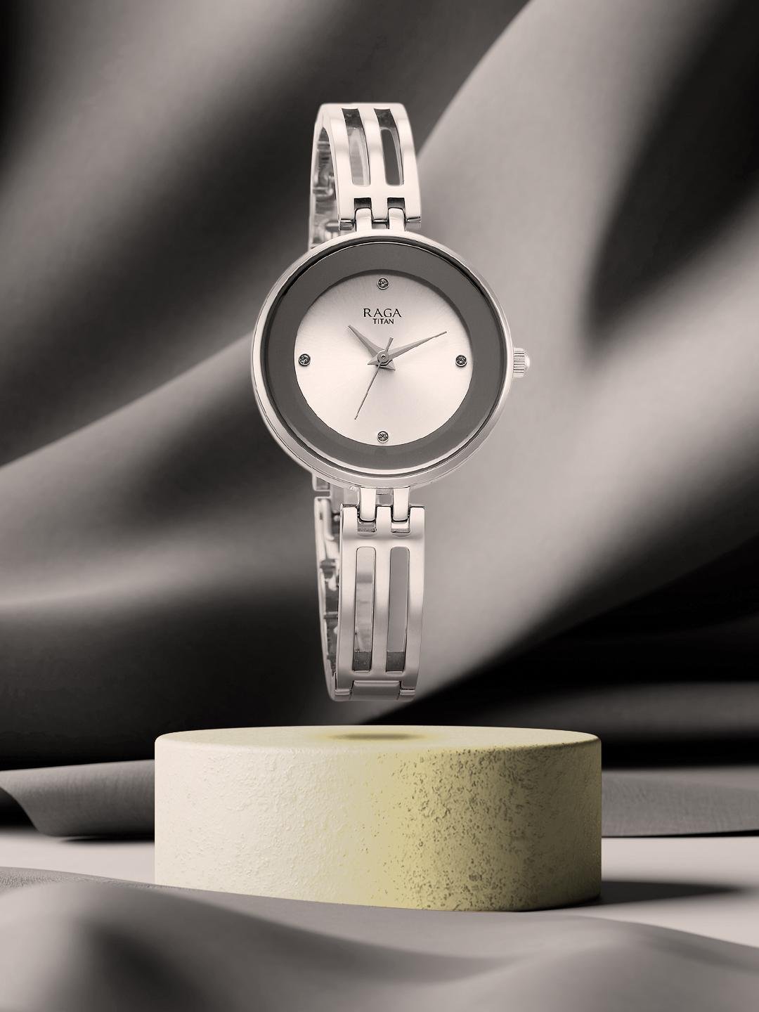 Buy Titan Raga Showstopper Quartz Analog With Silver Dial Watch For Women   Nt95264sm01 -  - Accessories for Women