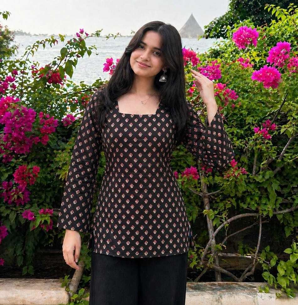 styledit casual printed women black top