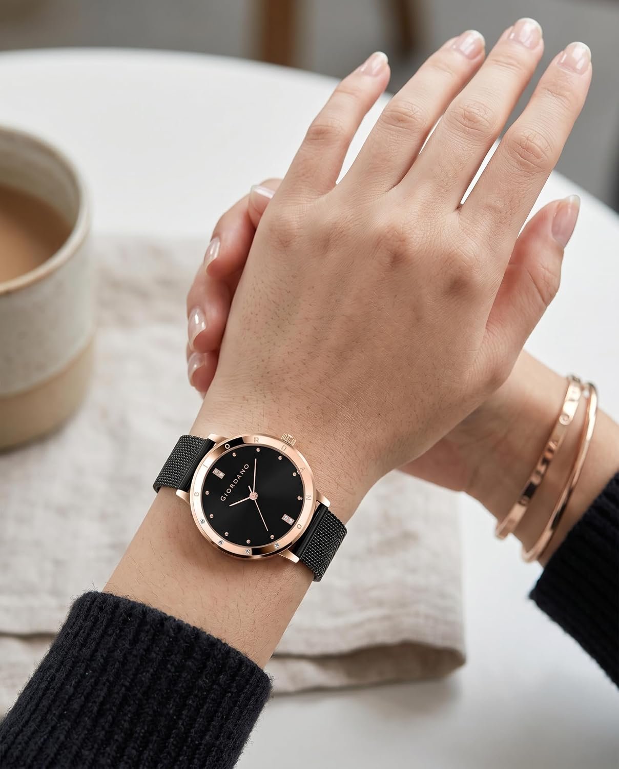 Giordano Analog Quartz Watch for Women with Round Dial, Two-Hand Display, Crystal-Studded Hour Markers and Bezel and Stainless Steel Mesh Strap - A2085