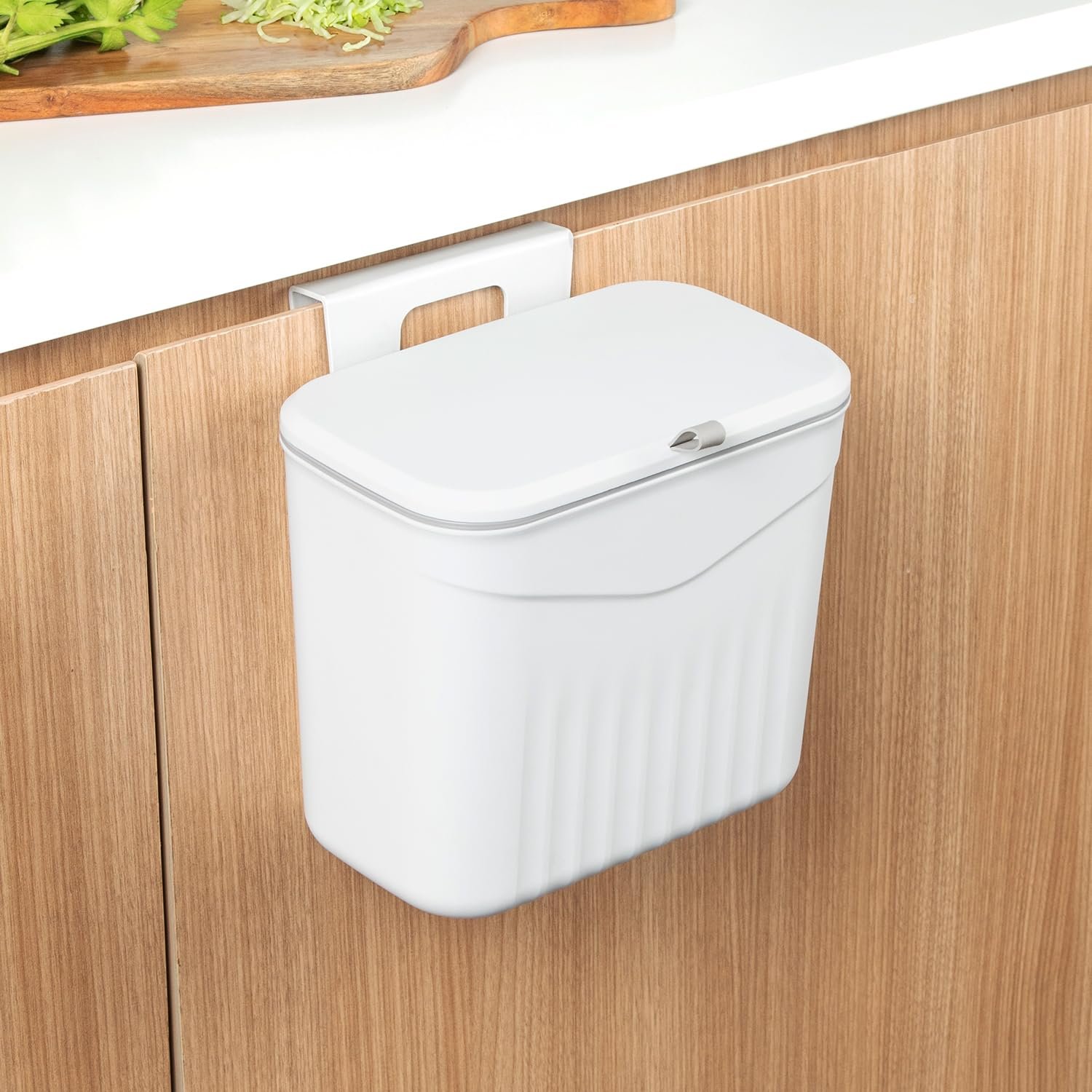 Amazon Basics 7 Litre Kitchen Dustbin with Lid, Hanging Plastic Trash Can for Cabinet Door, Wall Mounted Garbage Bin, Double-Sided Open Design – White