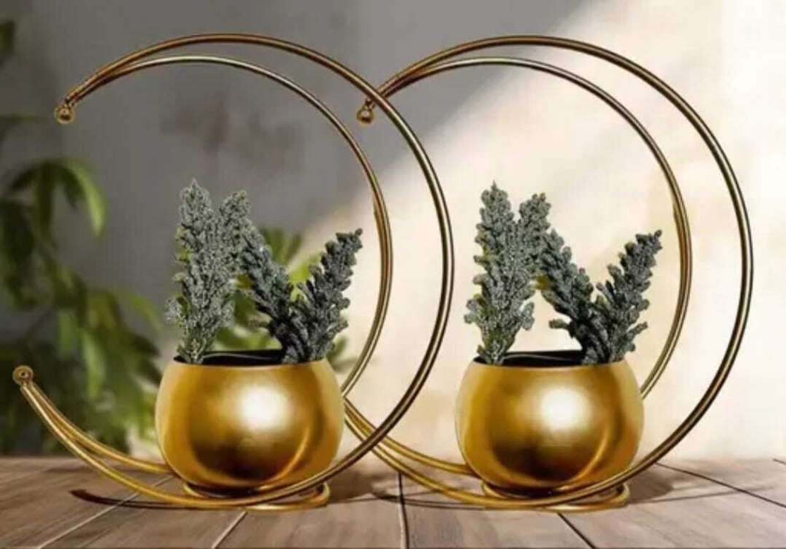 anabi iron vase